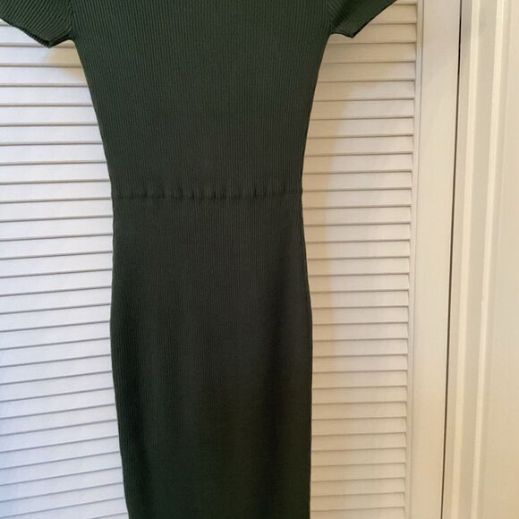 Collectif Vintage Green Ribbed Short Sleeve Knit MIDI Dress Collar, Size 2 - Picture 14 of 16